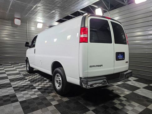 Used 2020 GMC Savana 2500 w/ Driver Convenience Package image 7
