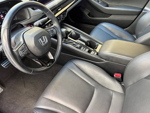 Used 2023 Honda Accord Sport image 10