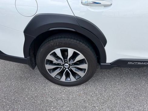 Used 2024 Subaru Outback Touring XT AWD/4WD image 5