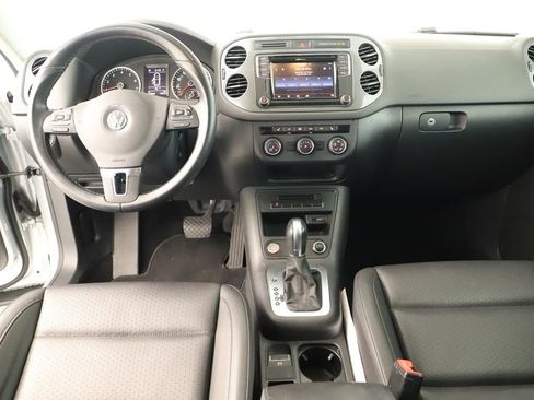 Used 2017 Volkswagen Tiguan Wolfsburg Edition FWD image 18