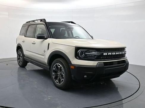 New 2025 Ford Bronco Sport Outer Banks AWD/4WD image 1