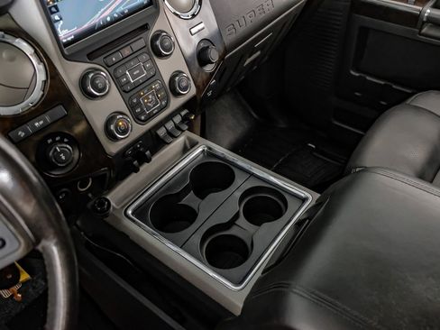 Used 2015 Ford F250 Platinum w/ FX4 Off-Road Package image 25