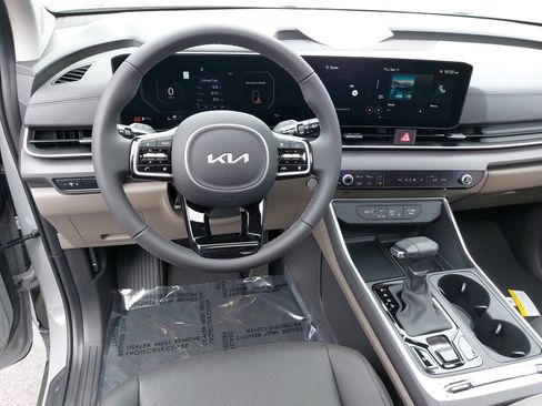 New 2026 Kia Carnival SX image 18