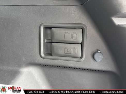 Used 2024 Chevrolet Equinox LT image 29