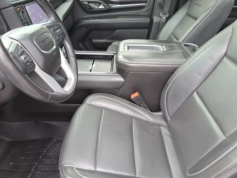 Used 2021 GMC Yukon Denali image 14