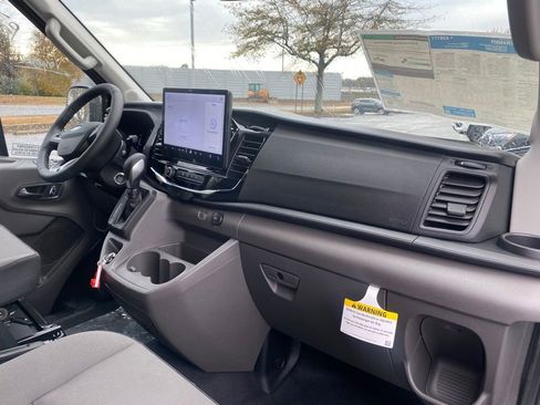 New 2026 Ford Transit 350 XLT image 28