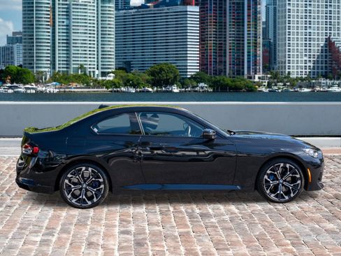 Used 2025 BMW M240i xDrive Coupe image 4