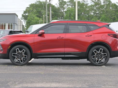 Used 2024 Chevrolet Blazer RS FWD image 7