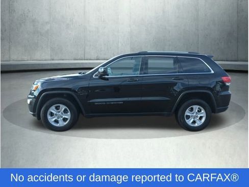 Used 2017 Jeep Grand Cherokee Laredo w/ Quick Order Package 23E image 2