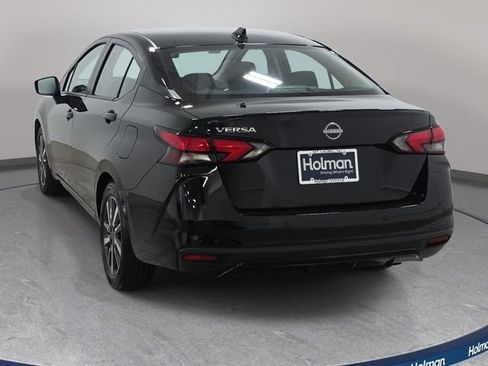 Used 2025 Nissan Versa SV FWD image 7