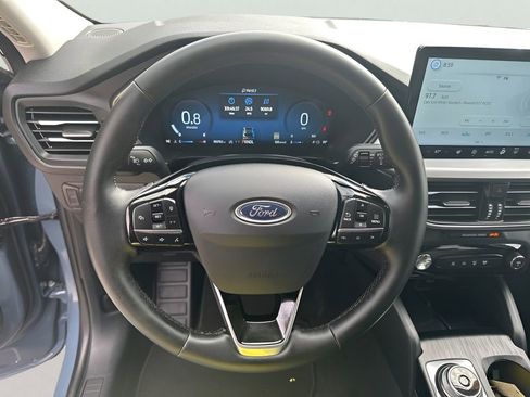 Used 2025 Ford Escape Platinum AWD/4WD image 14