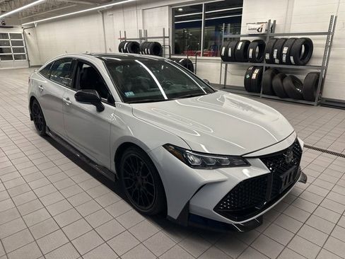 Used 2021 Toyota Avalon TRD image 1
