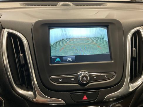Used 2018 Chevrolet Equinox LT AWD/4WD image 25