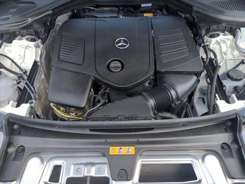 Certified 2025 Mercedes-Benz GLC 300 4MATIC image 19