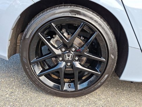 Used 2024 Honda Civic Sport image 8