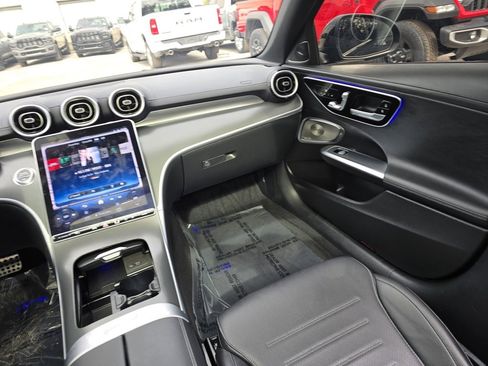 Used 2024 Mercedes-Benz C 300 Sedan image 35