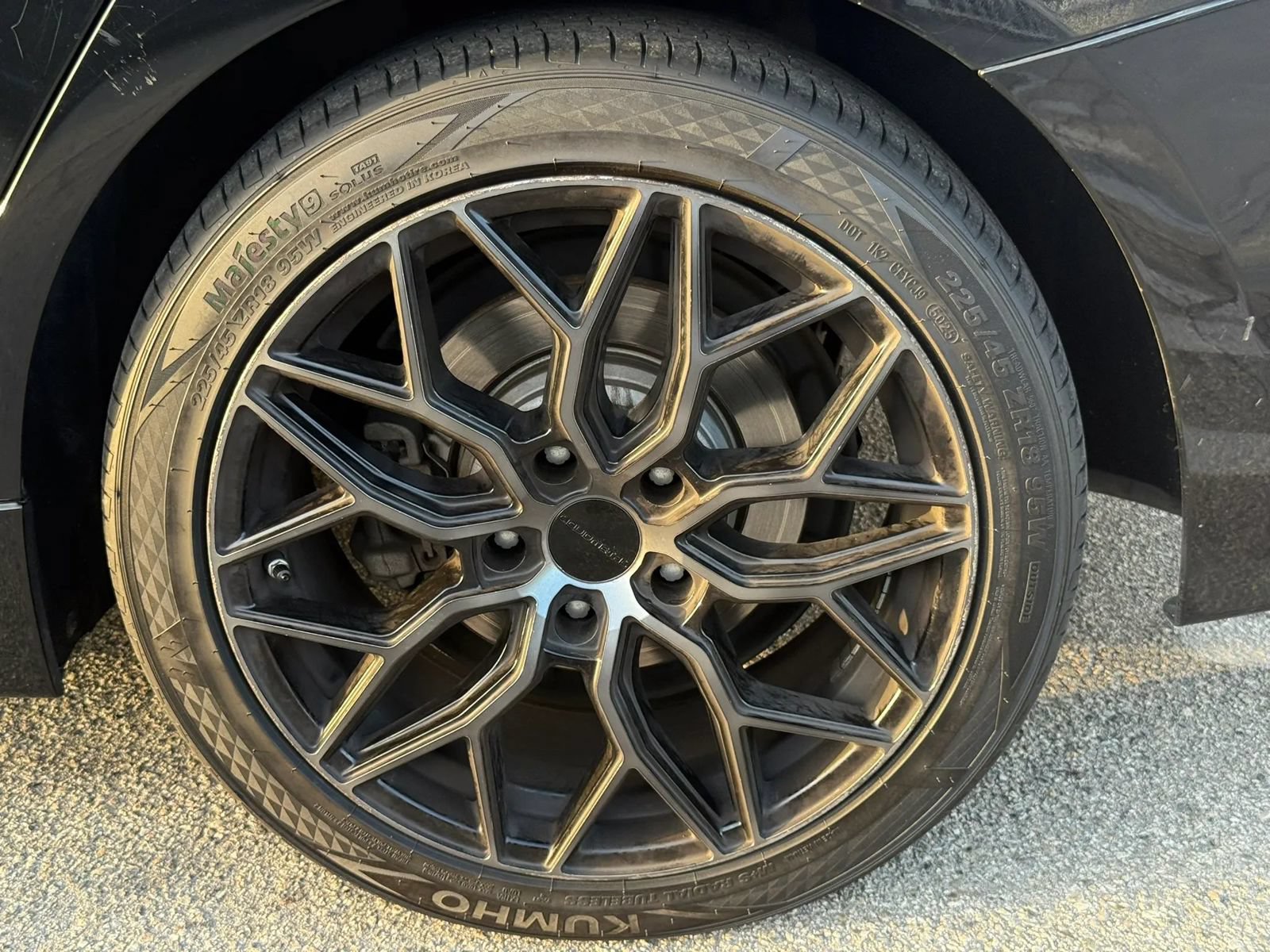Used 2017 BMW 330i Sedan RWD image 10