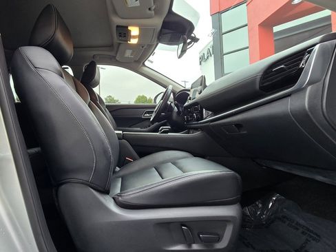 Used 2021 Nissan Rogue SL image 19