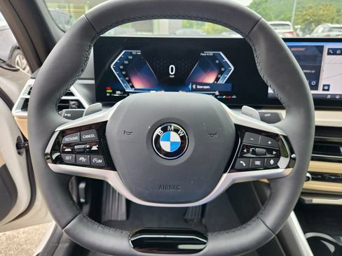 Used 2026 BMW 330i xDrive Sedan w/ Premium Package AWD/4WD image 19