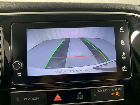 Used 2019 Mitsubishi Outlander SE AWD/4WD image 15