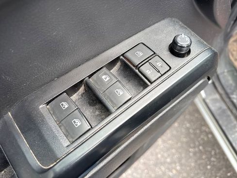 Used 2023 Toyota Tacoma SR image 23