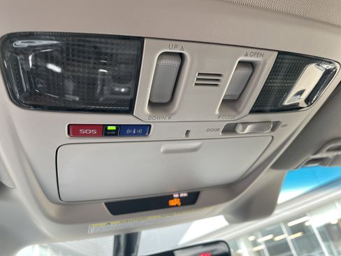 Used 2019 Subaru Outback 2.5i Limited image 33