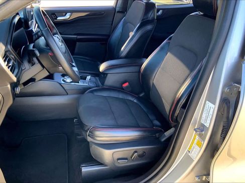 Used 2024 Ford Escape ST-Line image 7