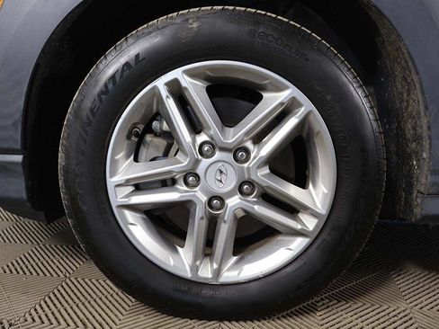 Used 2020 Hyundai Kona SE AWD/4WD image 15