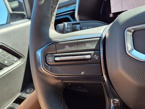 New 2026 GMC Canyon AT4 w/ Technology Plus Package image 9