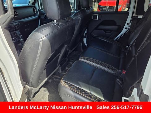 Used 2021 Jeep Wrangler Unlimited Sahara AWD/4WD image 14