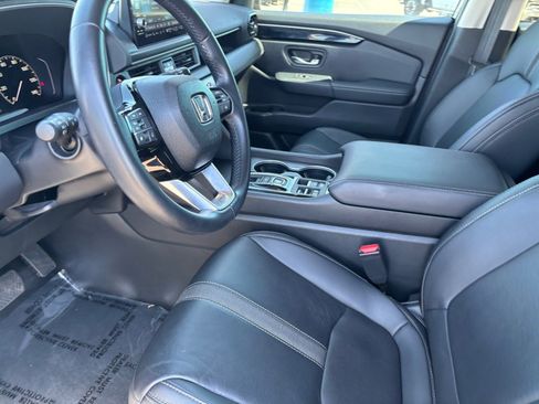 Used 2023 Honda Pilot Touring image 22