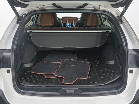 Used 2024 Subaru Outback Touring XT AWD/4WD image 9