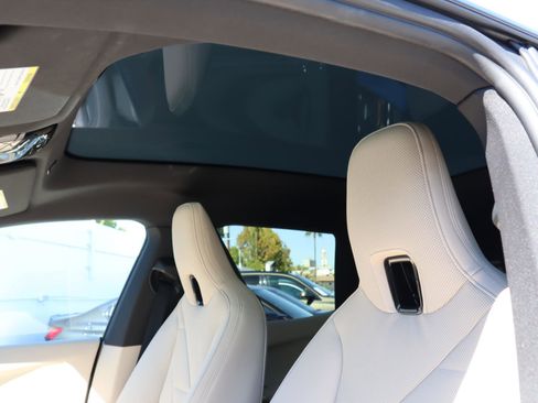 Used 2025 BMW iX xDrive50 w/ Convenience Package image 18