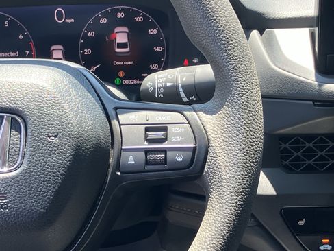Used 2025 Honda Accord SE image 22