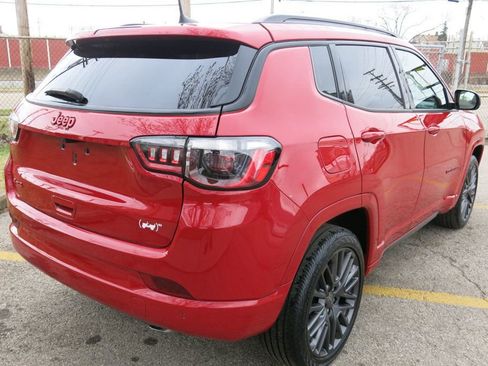 Used 2023 Jeep Compass Limited image 4