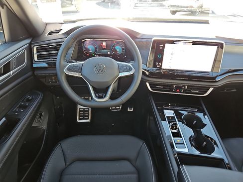 New 2026 Volkswagen Atlas Cross Sport SEL R-Line image 8