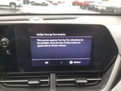 Used 2024 Chevrolet Trax RS w/ Driver Confidence Package image 17