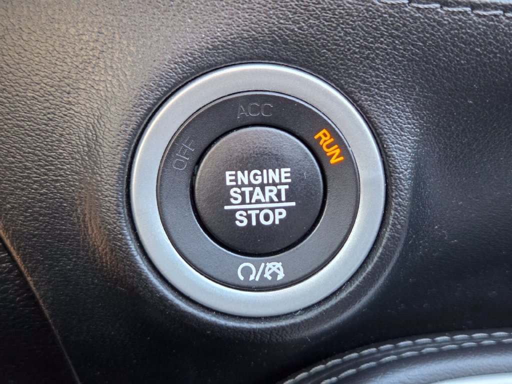 Used 2020 Dodge Challenger R/T Scat Pack RWD image 34