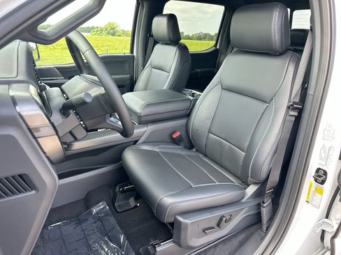 Used 2026 Ford F150 Lariat AWD/4WD image 11