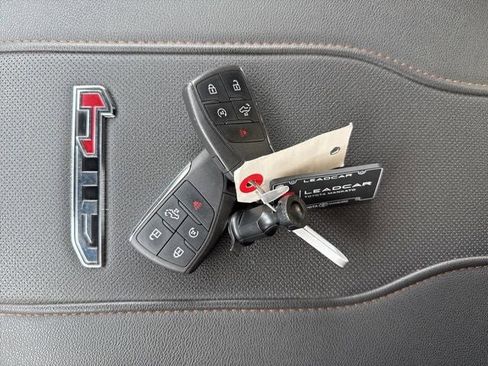 Used 2024 GMC Sierra 2500 AT4 w/ Technology Package AWD/4WD image 45