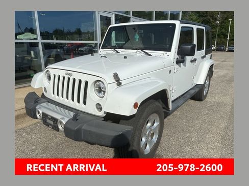 Used 2014 Jeep Wrangler Unlimited Sahara w/ Connectivity Group image 1