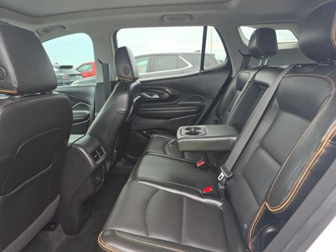 Used 2022 GMC Terrain AT4 AWD/4WD image 4