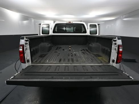 Used 2015 Ford F350 Lariat w/ Camper Package AWD/4WD image 40