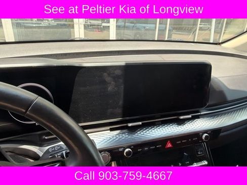 Used 2022 Kia Carnival SX Prestige FWD image 10