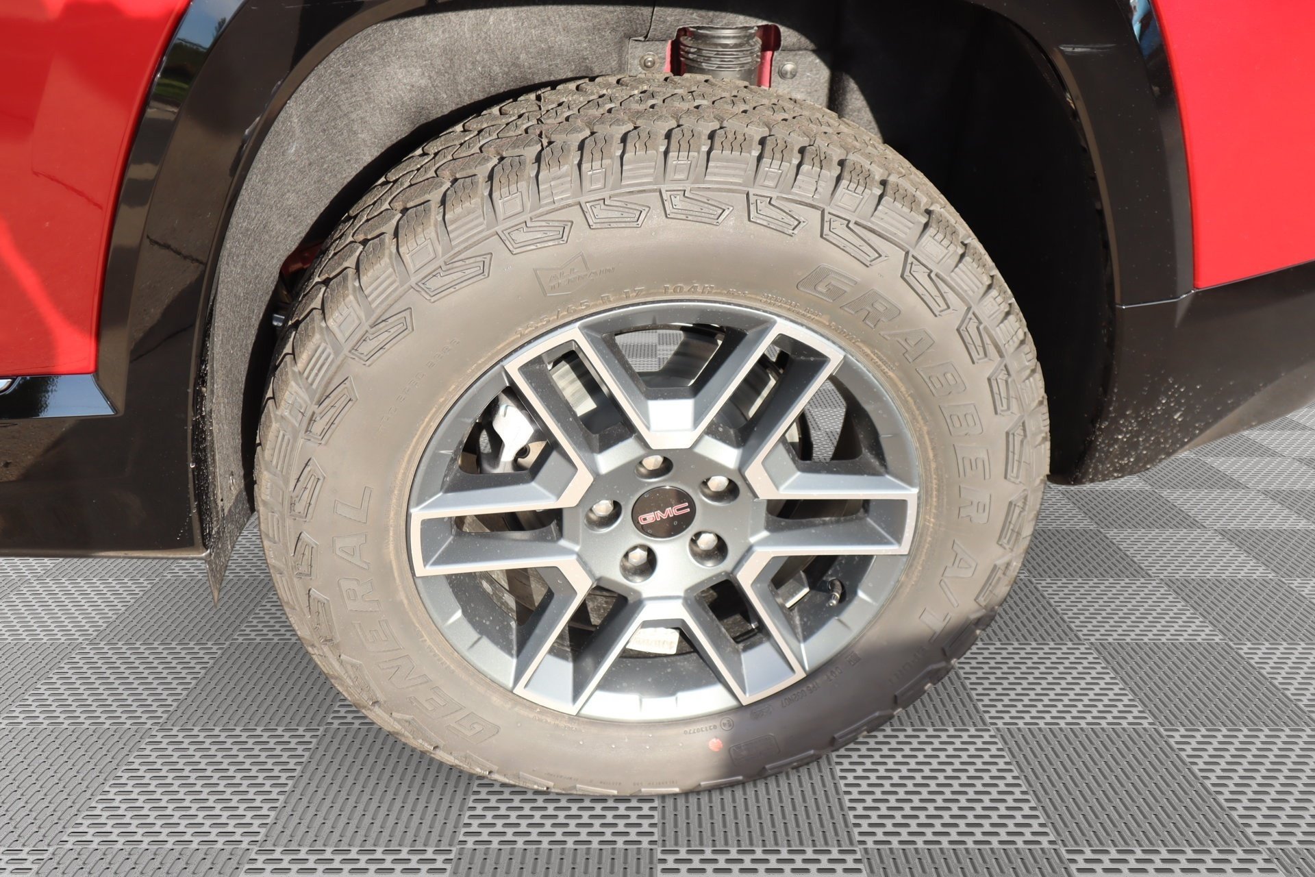 New 2027 GMC Terrain AT4 w/ Convenience Package III AWD/4WD image 20