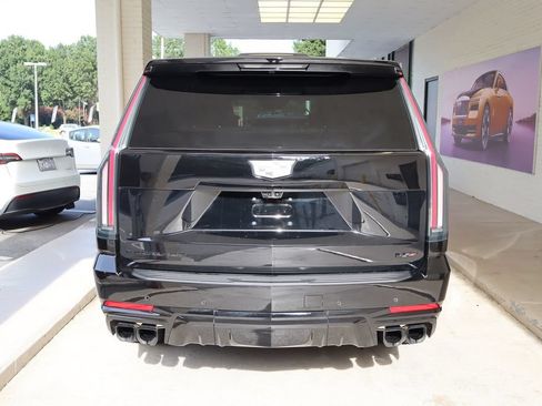 Used 2025 Cadillac Escalade V w/ LPO, ONYX Package AWD/4WD image 5