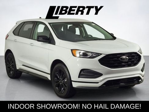 Used 2024 Ford Edge SE w/ Black Appearance Package AWD/4WD image 1