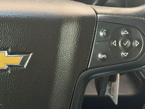 Used 2020 Chevrolet Tahoe 2WD image 32