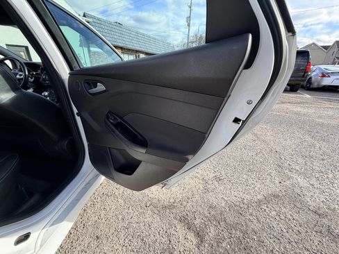 Used 2013 Ford Focus ST image 58