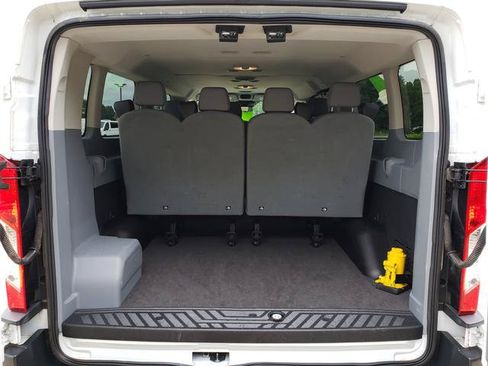 Used 2015 Ford Transit 350 XLT RWD image 5